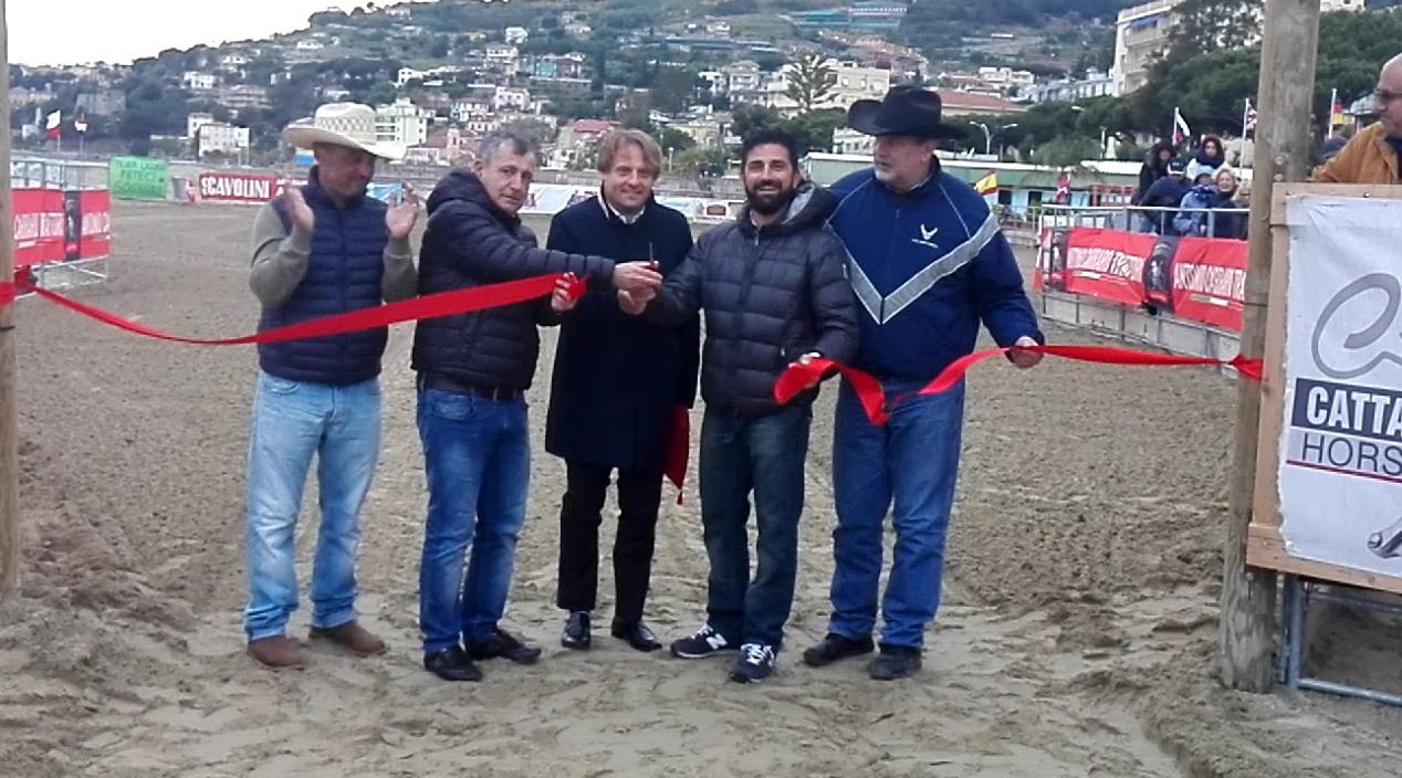 AL VIA LA TERZA EDIZIONE DEL BARREL ON THE BEACH / IL TAGLIO DEL NASTRO