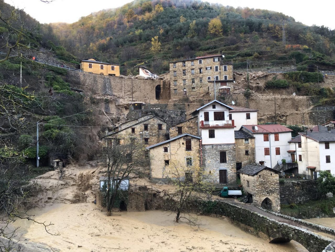 ALLUVIONE IMPERIA E SAVONA: APPROVATI DUE BANDI DALLA REGIONE PER 6 MILIONI