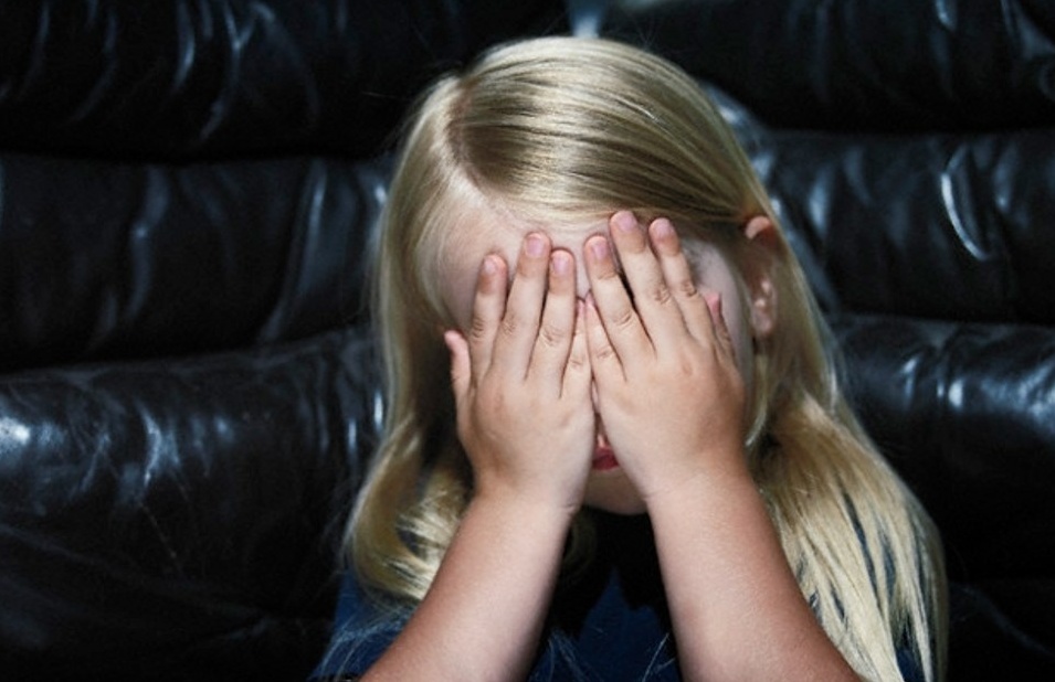 ARRESTATO MAGAZZINIERE E SPEAKER RADIOFONICO CHE AVEVA ADESCATO BIMBA DI 10 ANNI SU INSTAGRAM