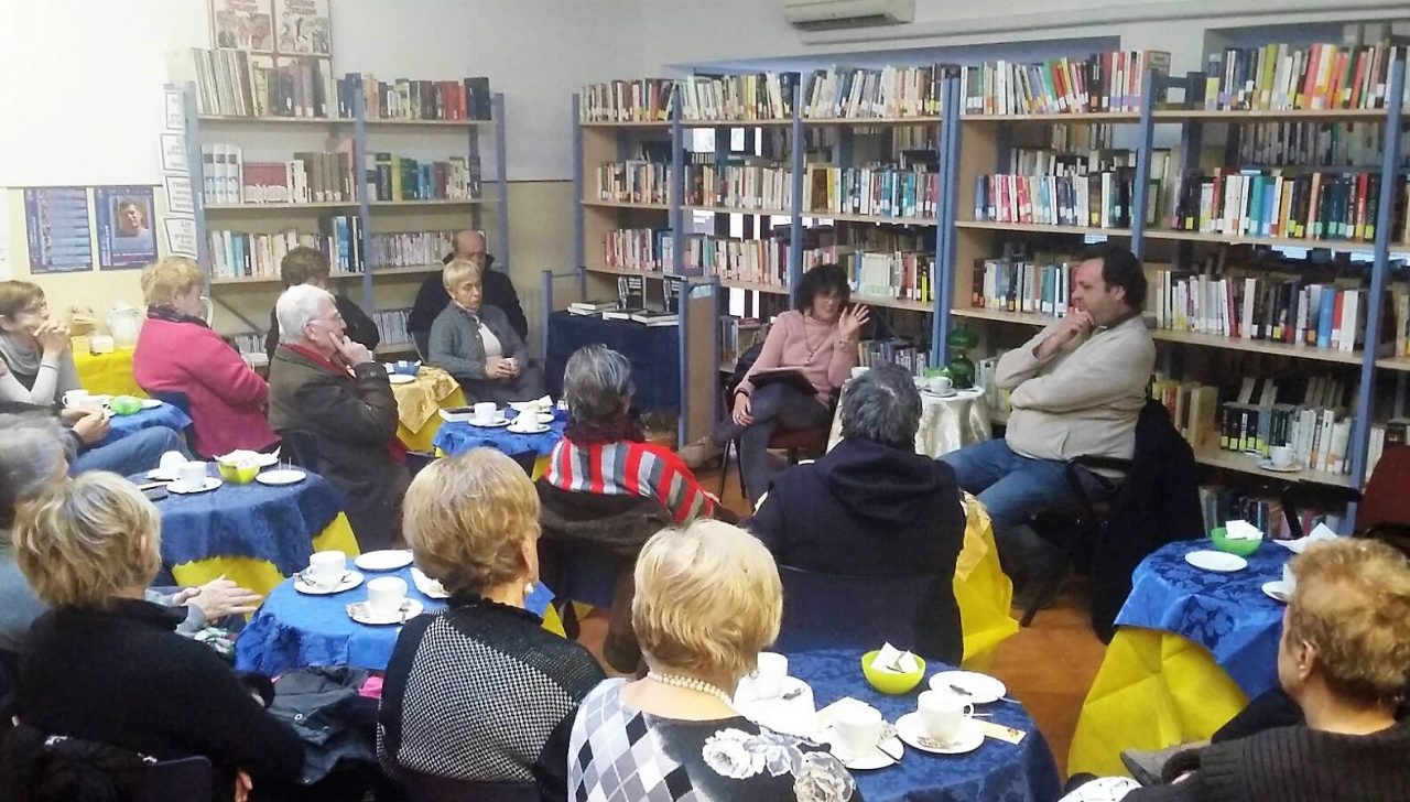 Apertura con il botto per la rassegna “Tea con l’autore” di San Bartolomeo al Mare