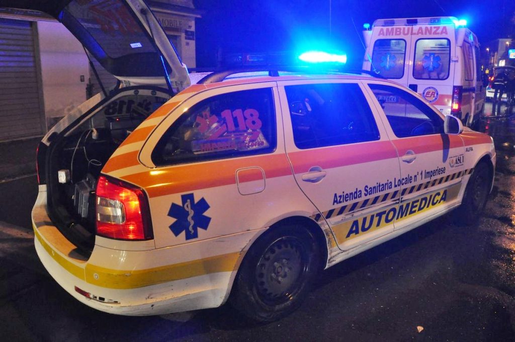 Grave incidente in moto nella notte sul Capo Berta/ Paziente in “codice rosso”