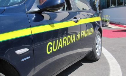 Maxi blitz della Finanza: sequestri e arresti nei centri di accoglienza