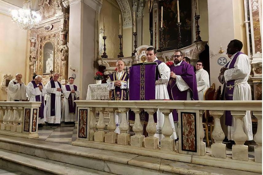 Borgomaro, una lapide a ricordo di don Ambrogio Bianchi