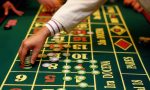 SOLDI SPARITI, CROUPIER DEL CASINO' SOSPESO DAL SERVIZIO