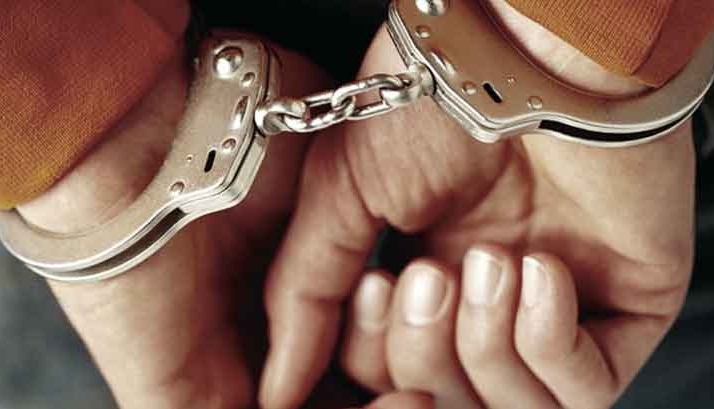 Camporosso: imbratta l’interno del supermercato e poi ruba, arrestato 16enne