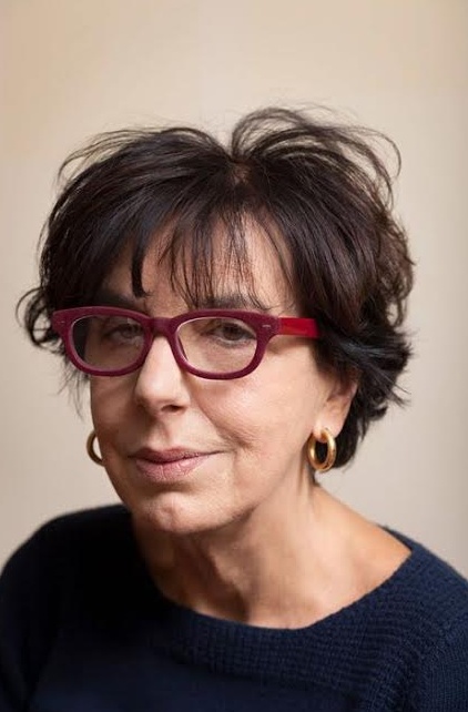 Cervo in blu d’inchiostro: Elisabetta Rasy presenta “Le regole del fuoco”