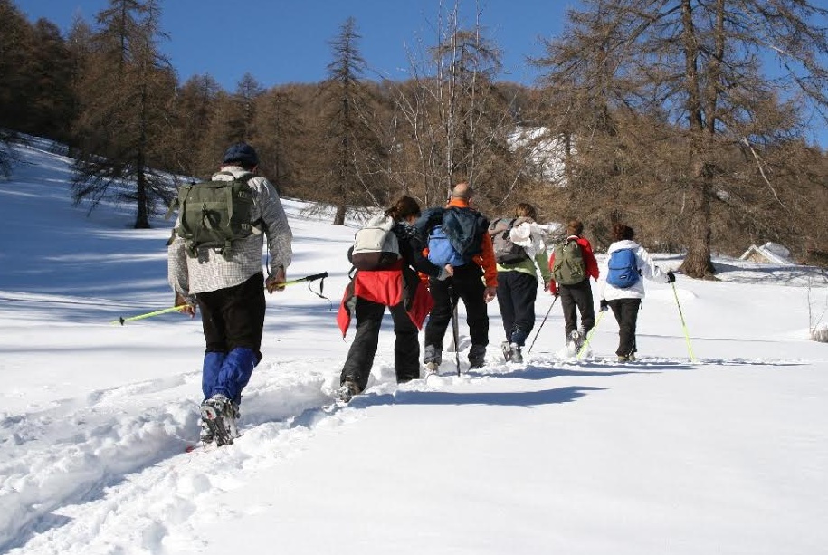 Ciaspolata a Mendatica nel bosco delle Navette