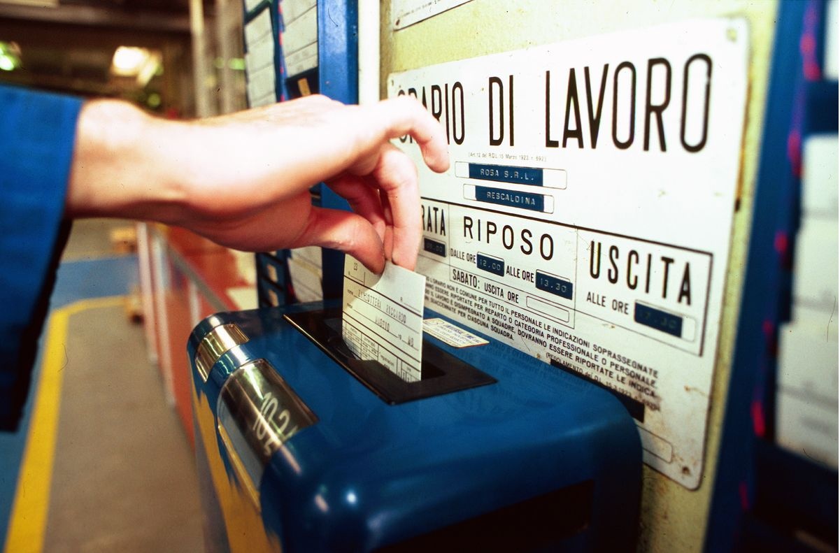 DIPENDENTE COMUNALE SOSPESO PER 20 GIORNI A OSPEDALETTI/ ECCO COSA E’ ACCADUTO