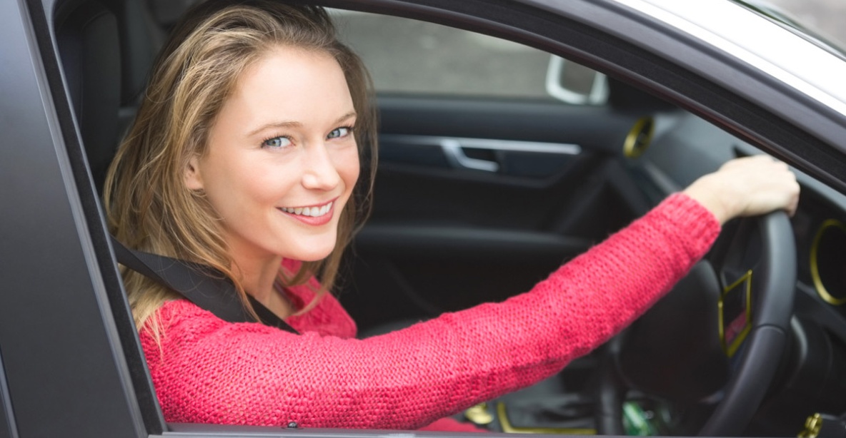 DONNE AL VOLANTE: Calati del 33% gli incidenti in un anno