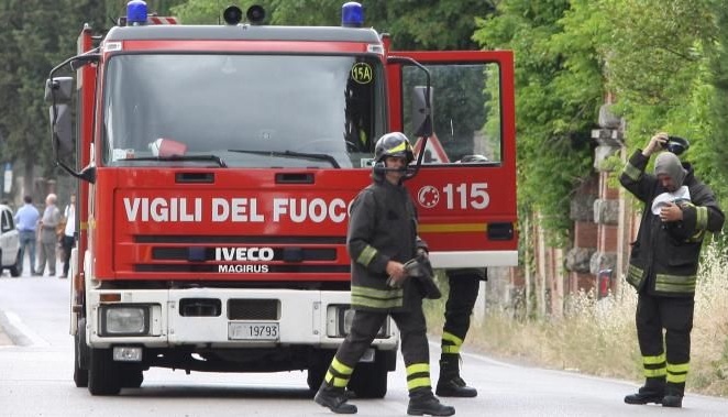 DUE INCENDI DI STERPAGLIE NEL POMERIGGIO A CERIANA E BORGOMARO