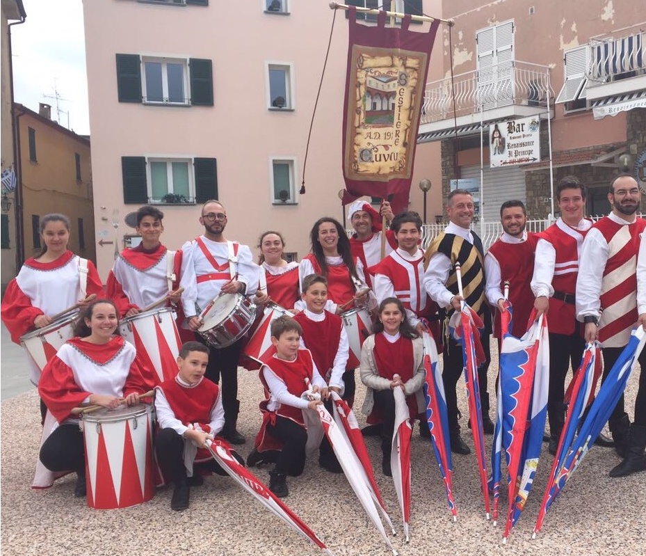 Da Ventimiglia a Seborga: gli sbandieratori del Cuventu protagonisti all’elezione del nuovo principe
