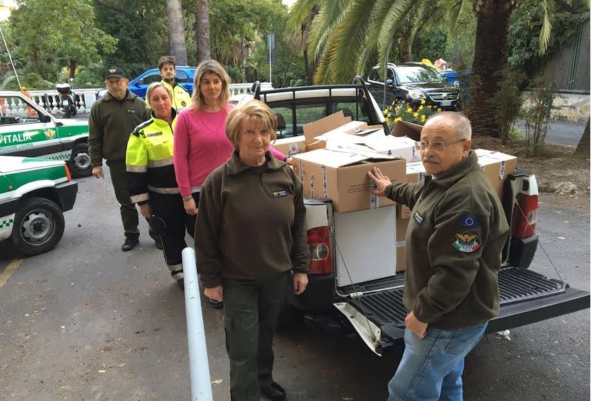 Distribuiti alle famiglie bisognose di Sanremo i proventi della raccolta alimentare di Lions e Rangers D’Italia