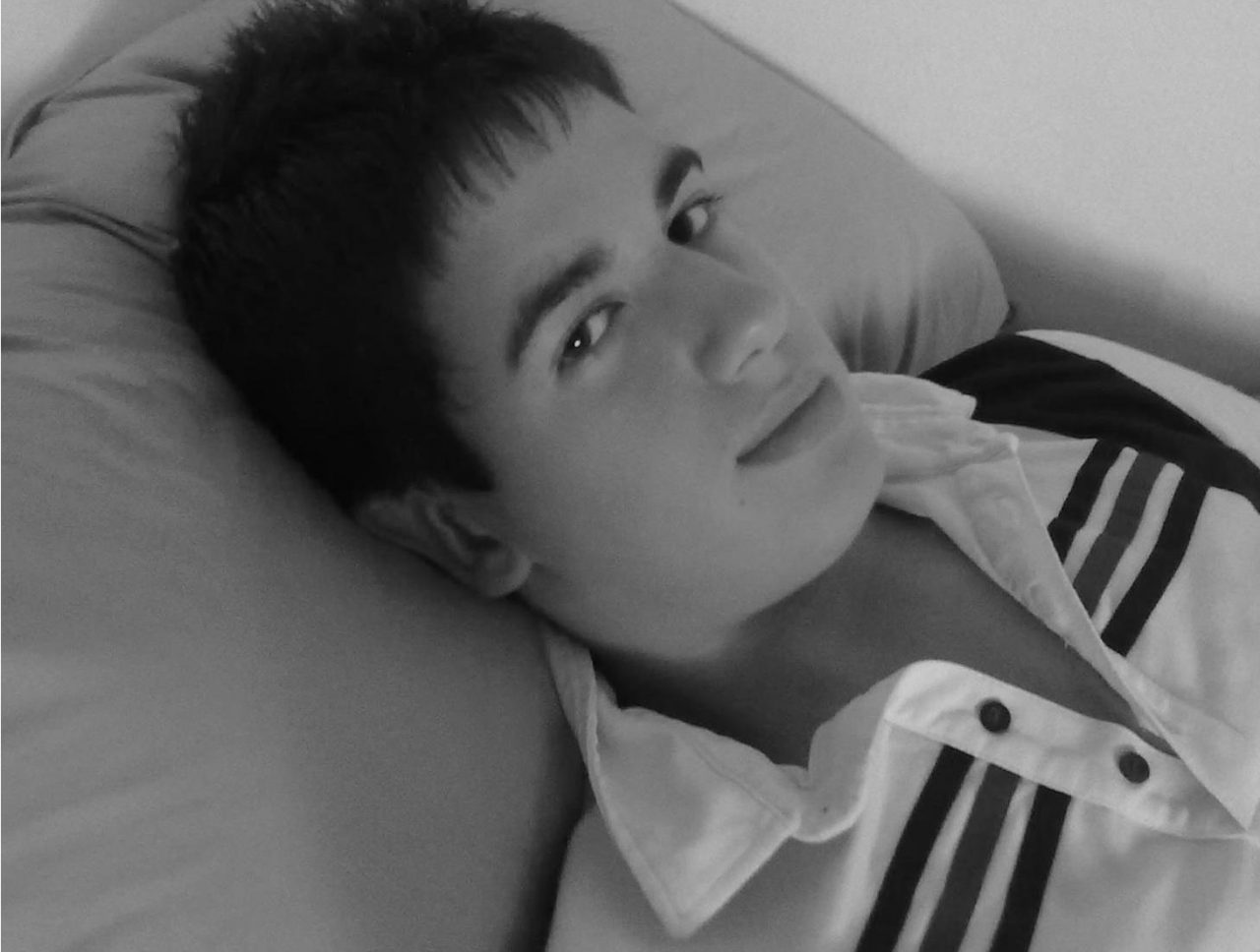 Domani alle 15 in basilica a Porto Maurizio i funerali del giovane 19enne Stefano Bertè