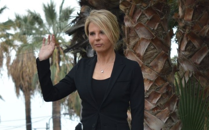 Febbre a 38° per Maria De Filippi il giorno del debutto sul palco dell’Ariston