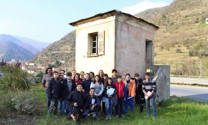 Gli studenti delle medie registi, fotografi e autori i di un documentario sulle origini di Pieve di Teco