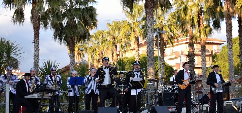 I Belli Fulminati nel Bosco al Festival di Sanremo: sabato l’incursione dell’irriverente band