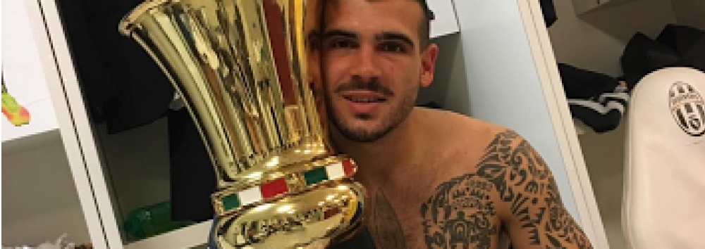 IL PRIMO TROFEO 2017 DELLA JUVENTUS MOSTRATO DAL SANREMESE STEFANO STURARO