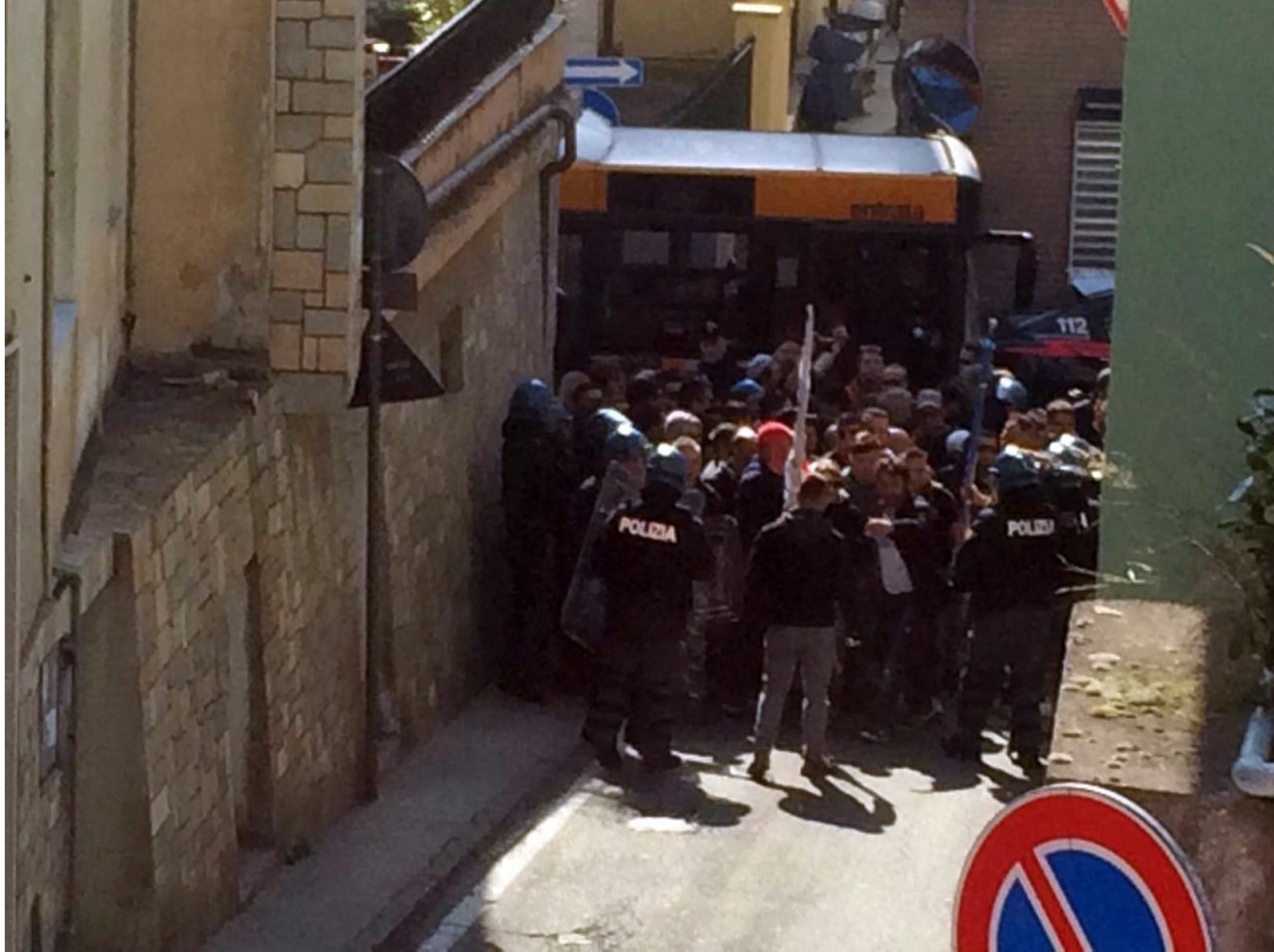 IMPERIA: DISORDINI ALLO STADIO, POLIZIA EMETTE 5 DASPO (4 PER TIFOSI ALBENGA, 1 IMPERIA)