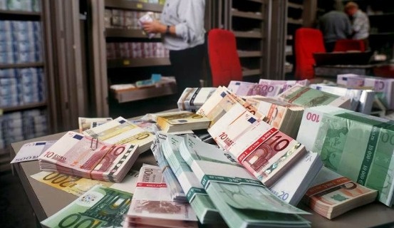 IMPERIA: TOLTO DA BLACK LIST CREDITORI INSOLVENTI PENSIONATO CHE BEFFO’ BANCA PER 45MILA EURO