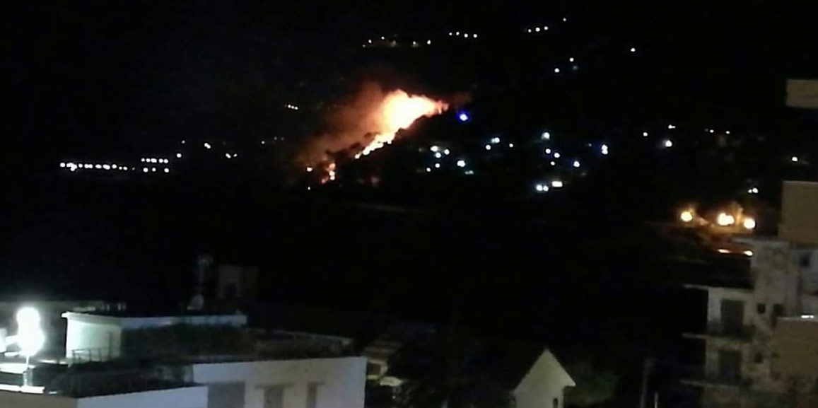 INCENDIO DI ROLLO NON DA TREGUA: RICHIUSA L’AURELIA AD ANDORA