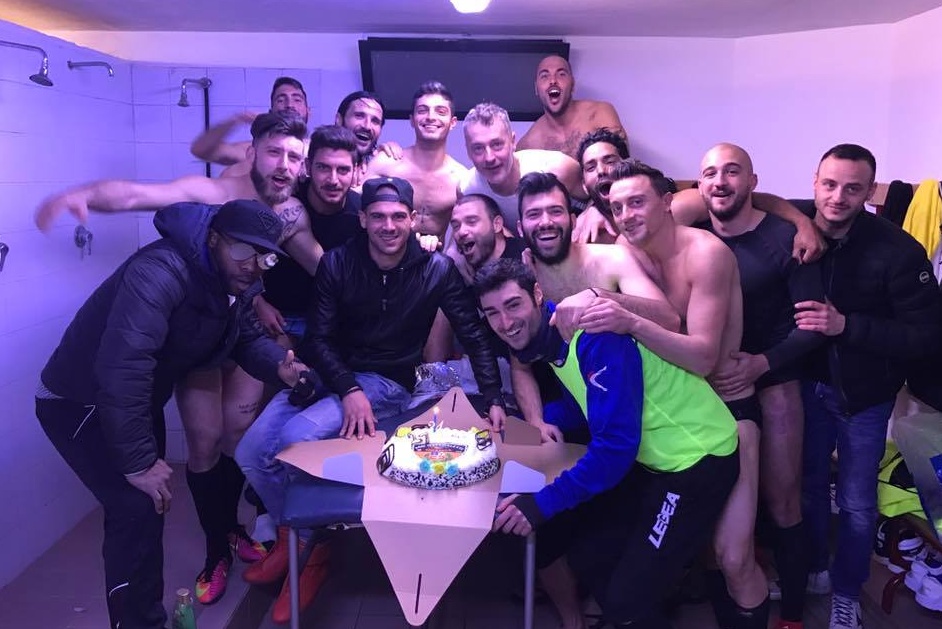 Il compleanno di Sturaro si tinge di “Orange”, festeggiato dall’Ospedaletti Calcio
