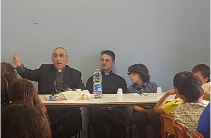 Il vescovo Borghetti incontra gli alunni dell’Istituto Comprensivo Littardi