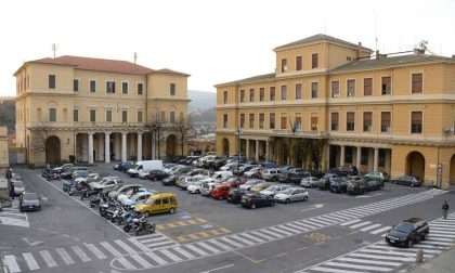 Imperia, ordinanze per i parcheggi di piazza Duomo e via Benza a Porto Maurizio