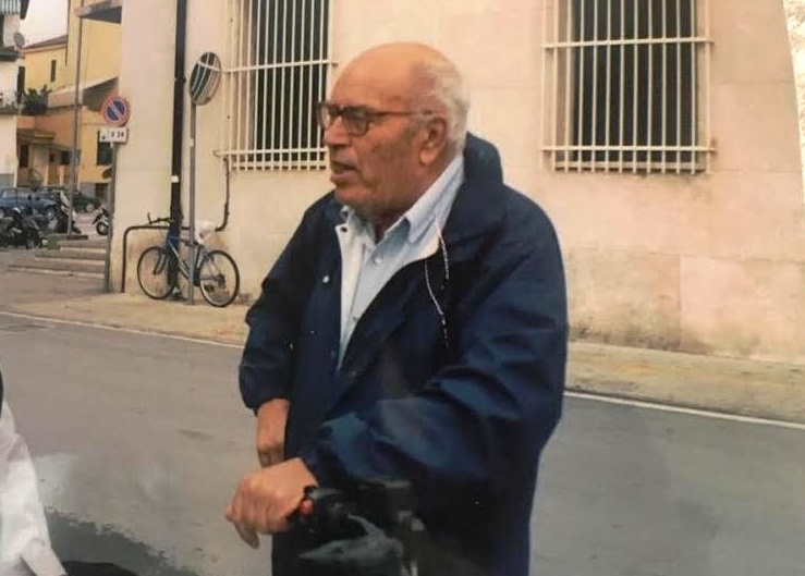 Imperia piange l’uomo che disegnò il veliero della pasta Agnesi