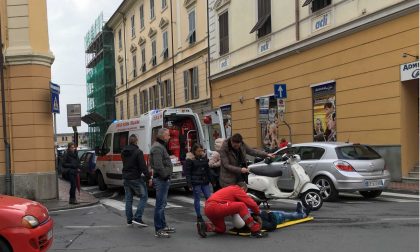 Imperia: ragazza in scooter ferita nello scontro con un'auto a Oneglia/ FOTO