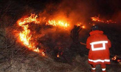 Incendio di sterpaglie tra Sant'Agata e Montegrazie: due roghi nel giro di una notte