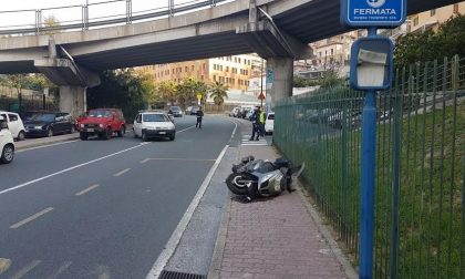 Incidente tra scooter e autocarro in via San Francesco a Sanremo