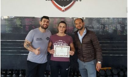 L'assessore allo Sport premia la campionessa nazionale di CrossFit Milena Gianellli