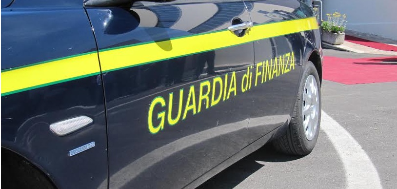 LA GUARDIA DI FINANZA RECLUTA OLTRE 450  ALLIEVI MARESCIALLI/ IL BANDO DEL CONCORSO