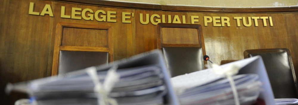 LICENZIATO INGIUSTAMENTE DALL’ASL IMPERIESE: GIUDICE CONDANNA L’AZIENDA A RIASSUMERLO E RISARCIRLO