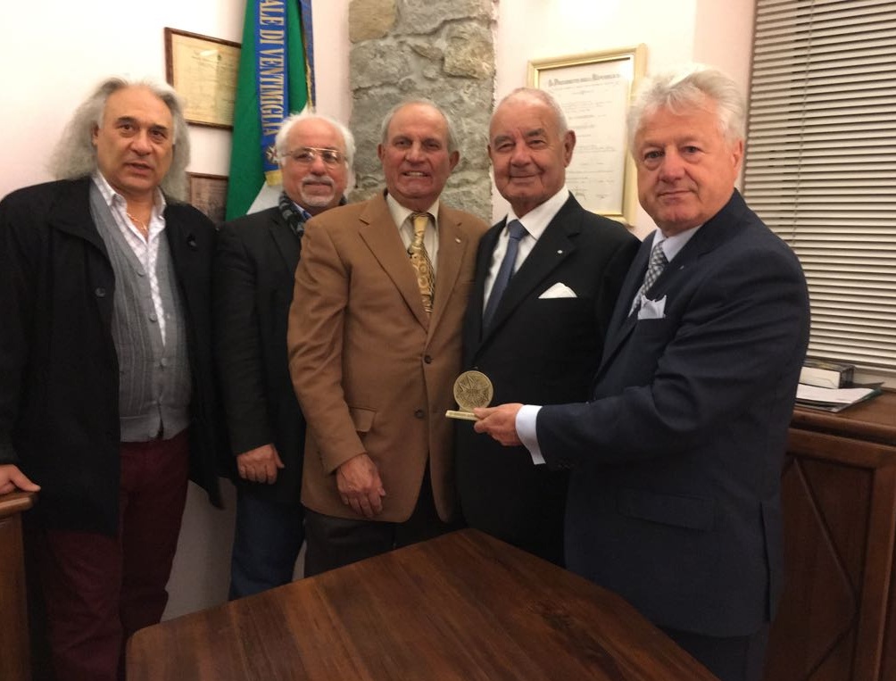 La Festa del Papà dell’associazione Insigniti Onorificenze Cavalleresche