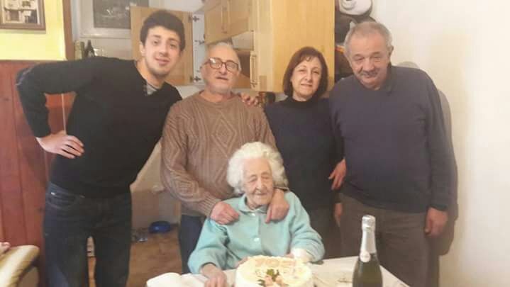 La “sarta di corso Mombello” Rita compie 102 anni
