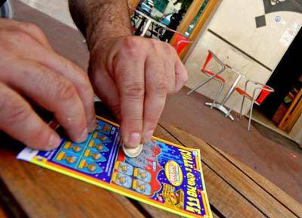 MALATI DI SCOMMESSE – AGIPRONEWS: LA SPESA DEI LIGURI SALE A 483 MILIONI GIOCATI NEL 2016