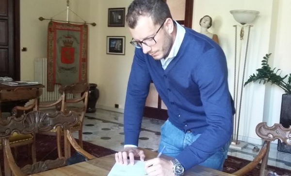 MIGRANTI, PARLA IL SINDACO IOCULANO “IL CENTRO DELLE GIANCHETTE DEVE CHIUDERE”
