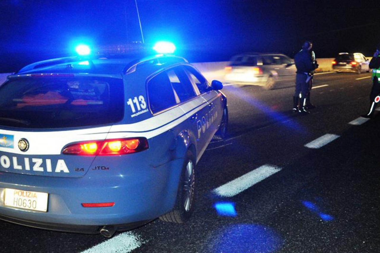 FOLLE CORSA IN CENTRO A OSPEDALETTI A 137 KM/H: PATENTE RITIRATA A 34ENNE DI VENTIMIGLIA