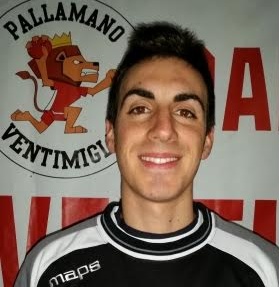 PALLAMANO SERIE B – Ventimiglia espugna il Pala San Camillo di Imperia e tiene la testa del campionato