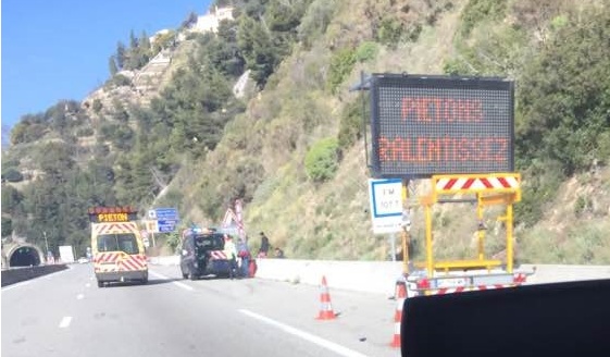 PERICOLO MIGRANTI SULL’A10: TRAFFICO INTERROTTO ALLE 17.50