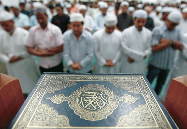 RAMADAN AL PARCO ROJA: SI PARTE QUESTA NOTTE; A VENTIMIGLIA RIAPRE LA MOSCHEA