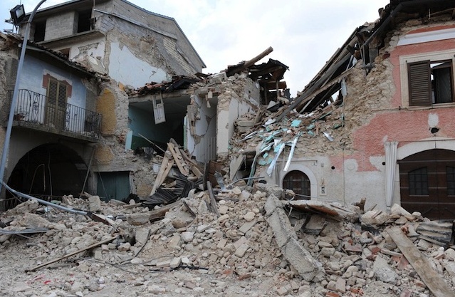 Raccolti 1195 euro per i terremotati a Bordighera con lo spettacolo “Uniti per l’Abruzzo”