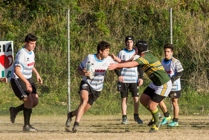Campo da rugby Pino Valle, l’opposizione: “I lavori dovevano partire il 16 aprile, ma a oggi nessun cantiere aperto”