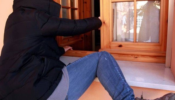 SANREMO, ALLARME FURTI IN APPARTAMENTO. CINQUE DENUNCE SOLO NELLA MATTINATA DI IERI