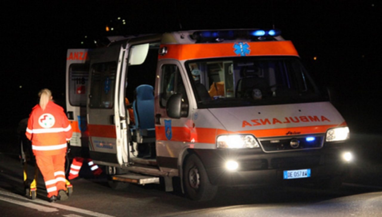 SCHIANTO IN VIA MATTEOTTI A IMPERIA: MUORE UN RAGAZZO DI 19 ANNI