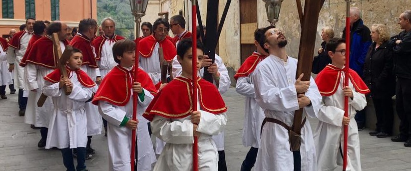 “STOP ALLE PROCESSIONI CAUSA TERRORISMO”/ LA SMENTITA DEL SINDACO