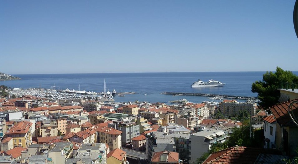 Sbarchi delle navi da crociera a Sanremo. Ecco dove e quando ci sarà divieto di sosta