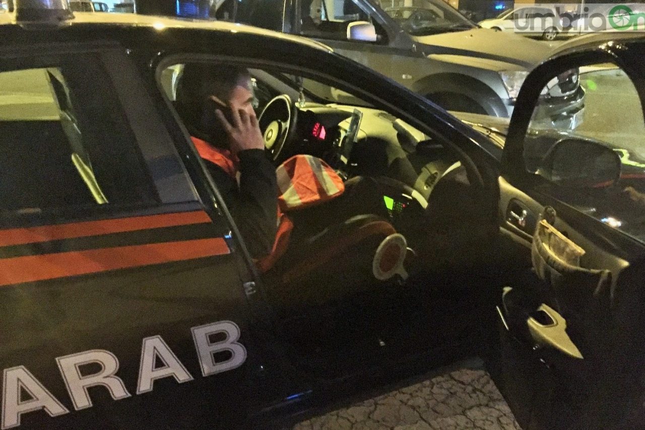 TAGGIA: AGGUATO IN CASA, COLPI DI ARMA DA FUOCO, 33ENNE IN RIANIMAZIONE/ E’ CACCIA AL “KILLER”