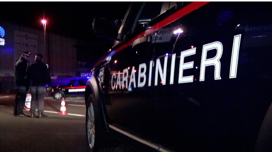 TENTA FURTO CON ASCIA. ARRESTATO DAI CARABINIERI